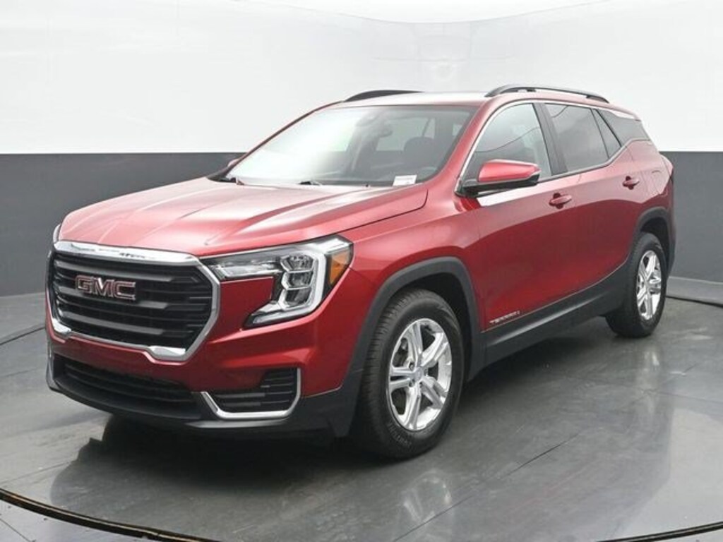 Used 2022 GMC Terrain SLE SUV