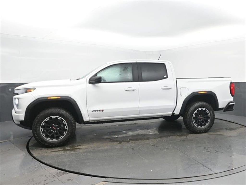 New 2026 GMC Canyon AT4 Truck