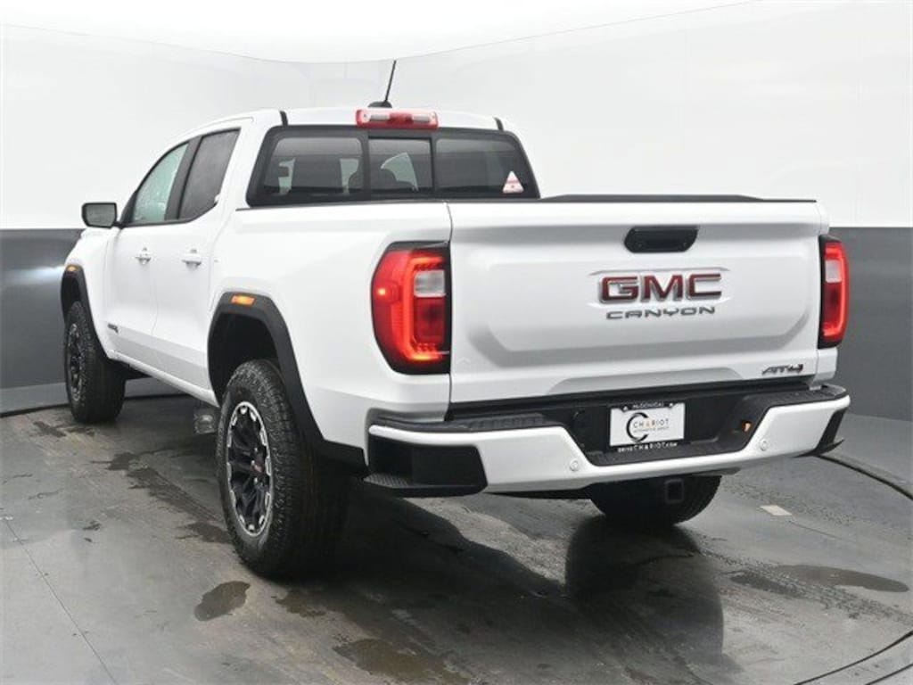 New 2026 GMC Canyon AT4 Truck