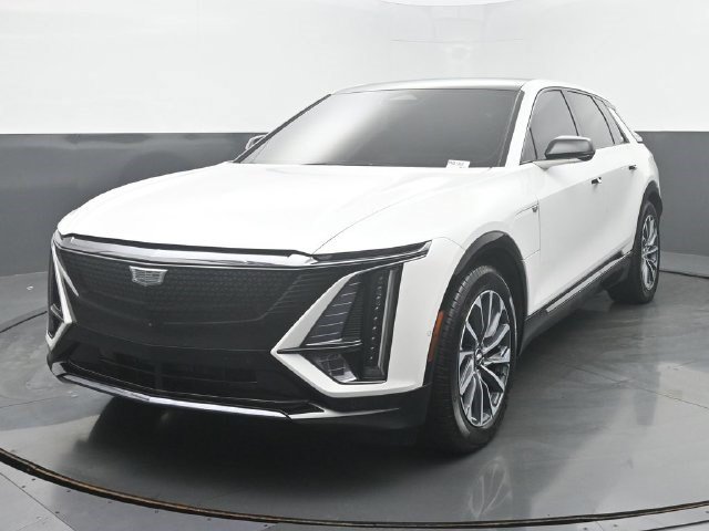 2024 Cadillac LYRIQ Sport 1