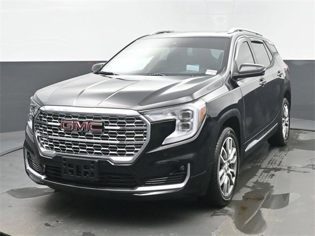 2023 GMC Terrain Denali's photo