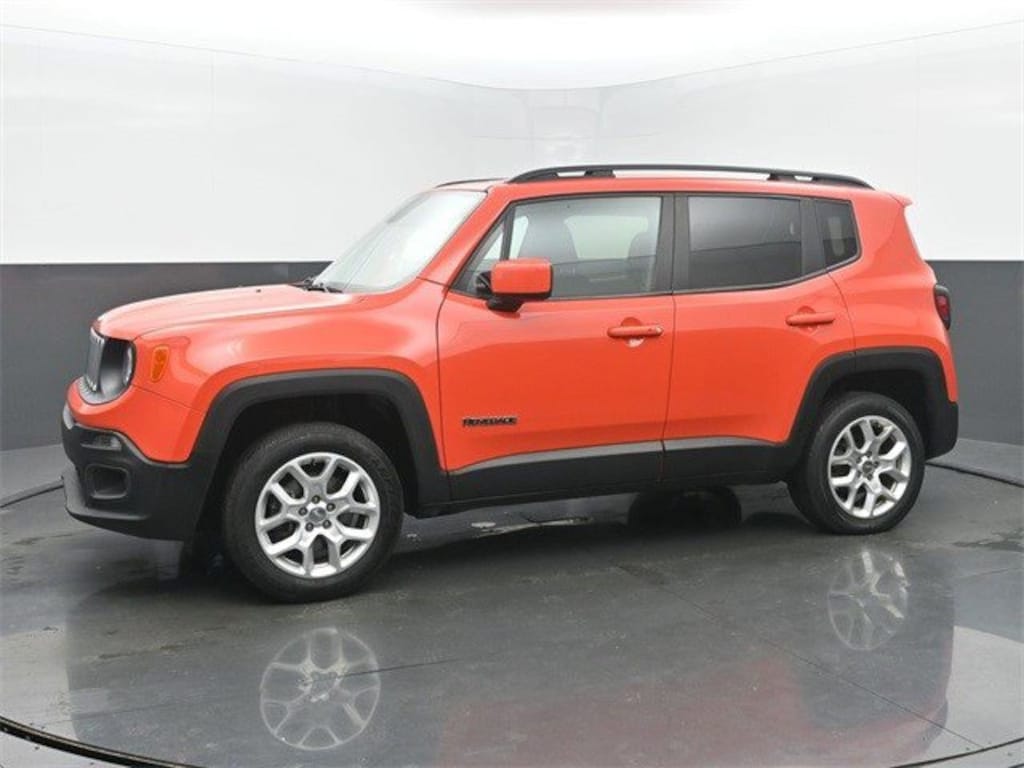Used 2017 Jeep Renegade Latitude SUV