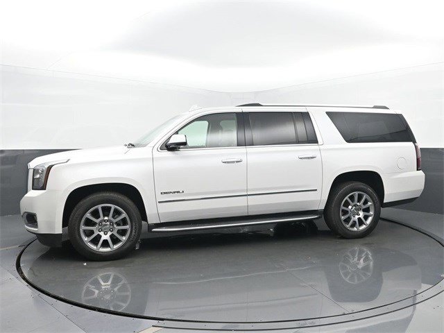 2019 Gmc Yukon XL Denali photo 2