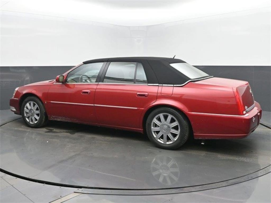 Used 2007 CADILLAC DTS Luxury II Sedan