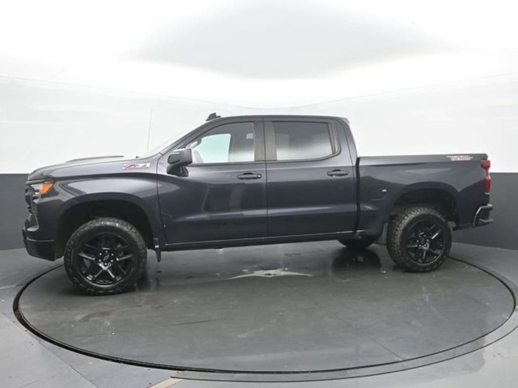 Used 2022 Chevrolet Silverado 1500 Custom Trail Boss Truck Crew Cab