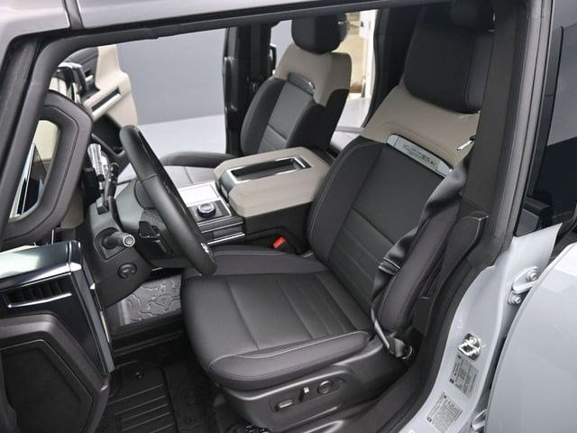 2026 GMC HUMMER EV 2X - Photo 11