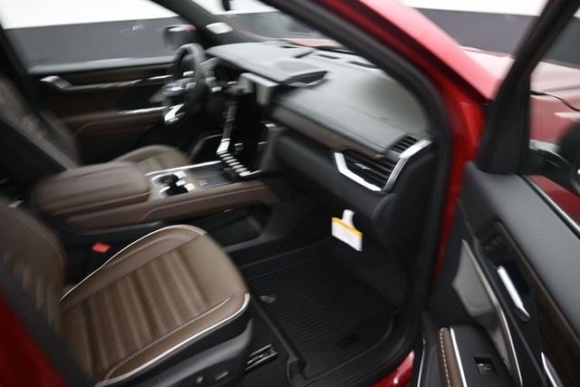 2026 GMC Acadia Denali Ultimate - Photo 9