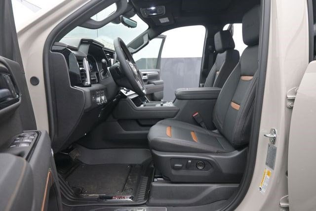 2026 GMC Sierra 2500HD AT4 - Photo 10