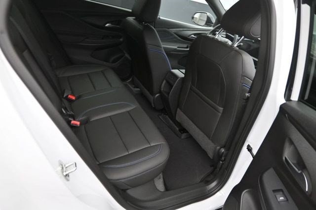 2026 Buick Envista Sport Touring - Photo 13