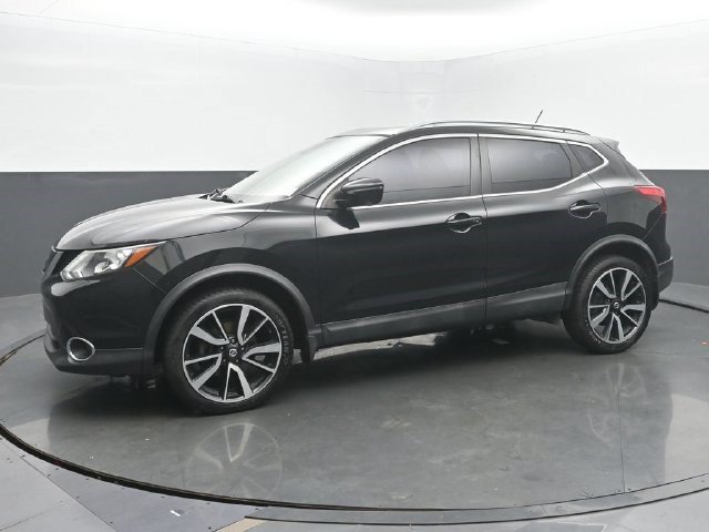 Used 2017 Nissan Rogue Sport SL with VIN JN1BJ1CR8HW134627 for sale in Kokomo, IN