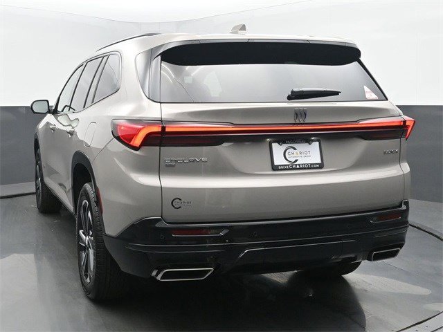 2026 Buick Enclave Sport Touring photo 4