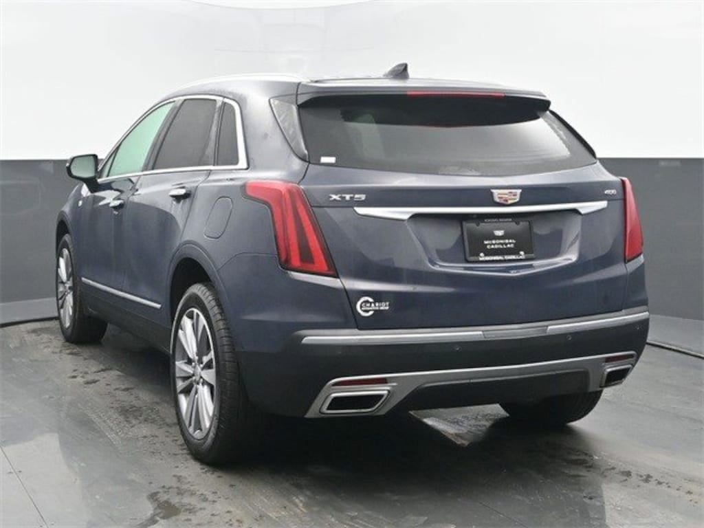 Certified 2025 CADILLAC XT5 Premium Luxury SUV