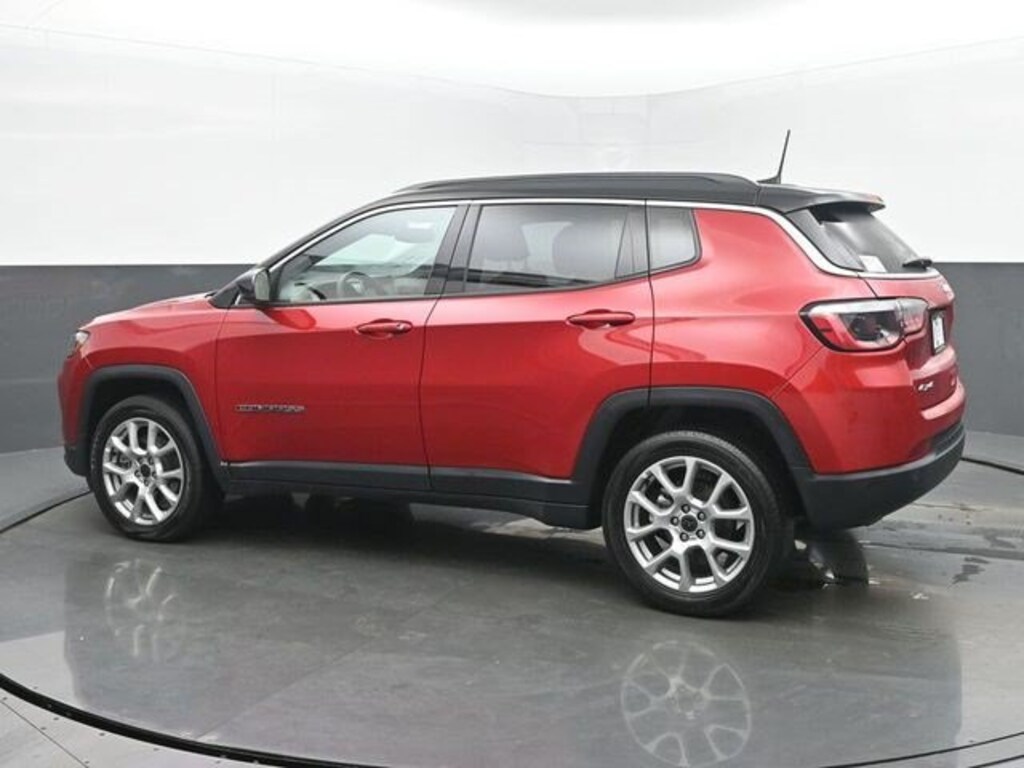 Used 2025 Jeep Compass Limited SUV