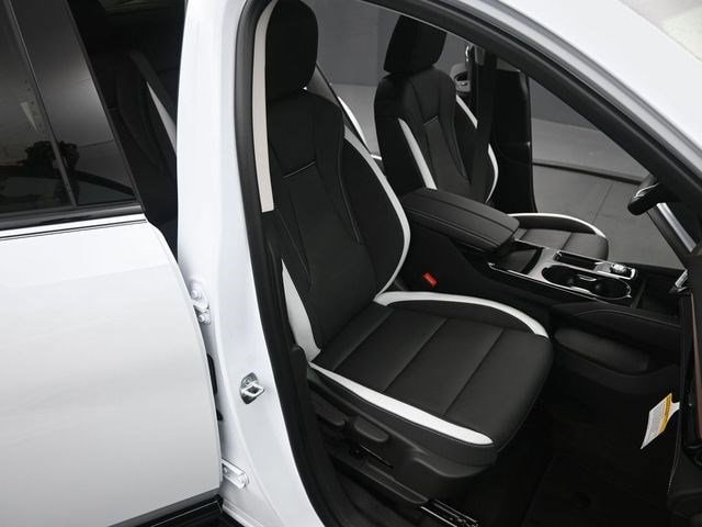 2026 Buick Envision Sport Touring - Photo 19