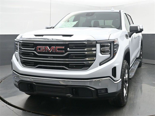 2026 GMC Sierra 1500 SLT's photo