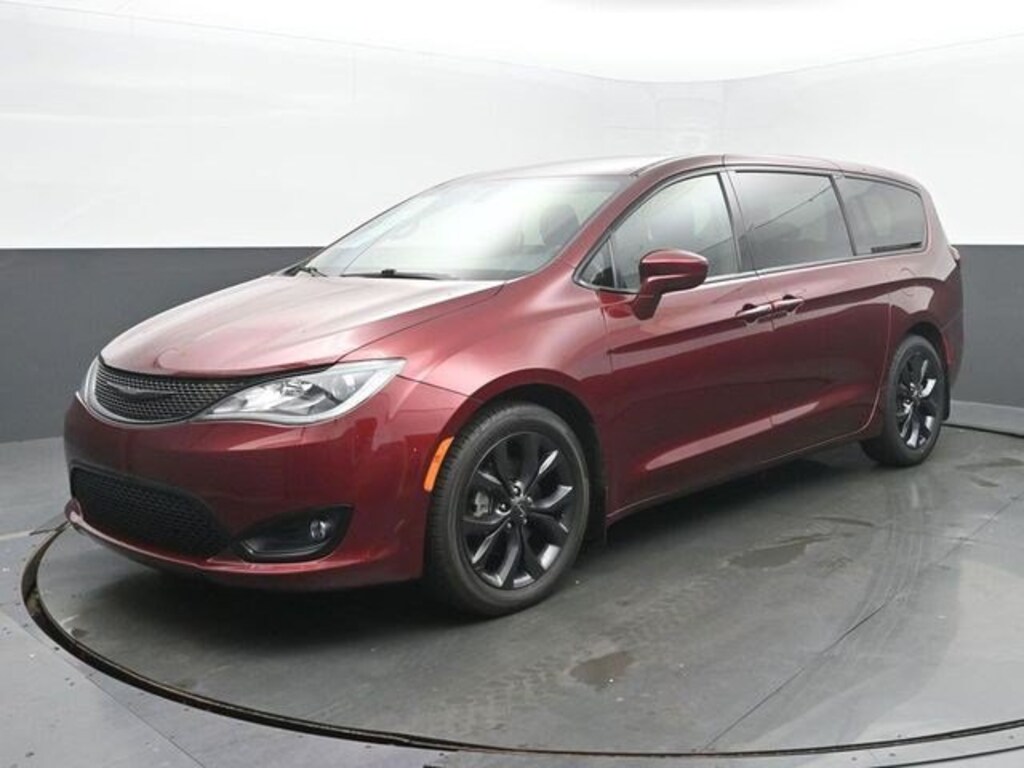 Used 2020 Chrysler Pacifica Touring Van Passenger Van