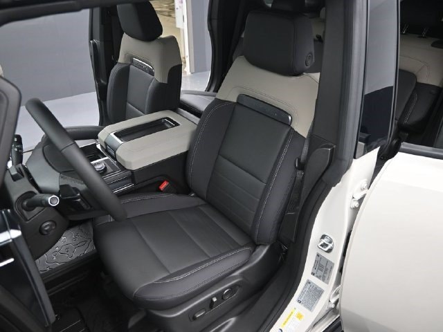 2026 GMC HUMMER EV 2X - Photo 11