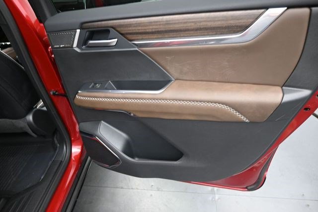 2026 GMC Acadia Denali Ultimate - Photo 14