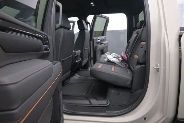 2026 GMC Sierra 2500HD AT4 - Photo 13