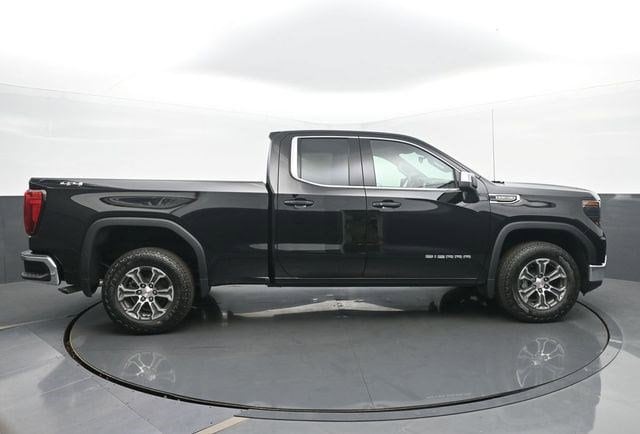 2026 GMC Sierra 1500 SLE - Photo 6
