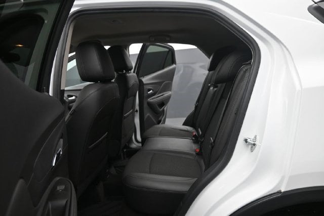 2026 Buick Encore GX Sport Touring - Photo 13