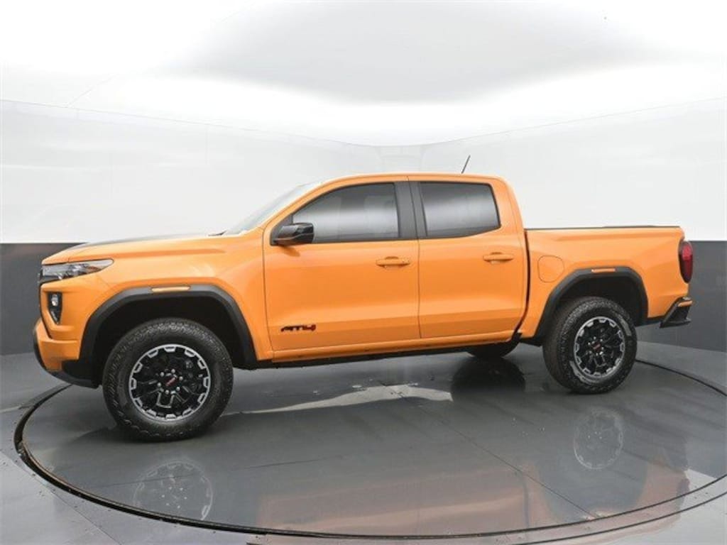 New 2026 GMC Canyon AT4 Truck