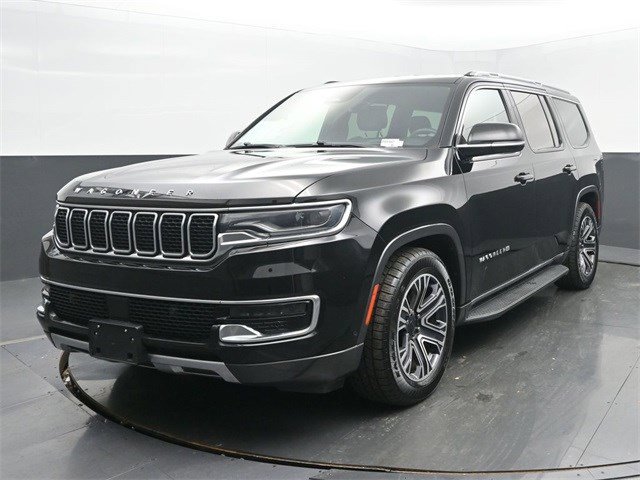 2022 Jeep Wagoneer Series III's photo