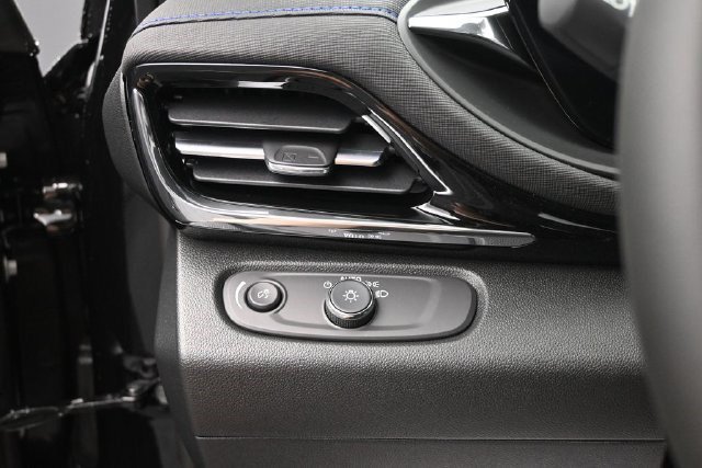 2026 Buick Envista Sport Touring - Photo 28