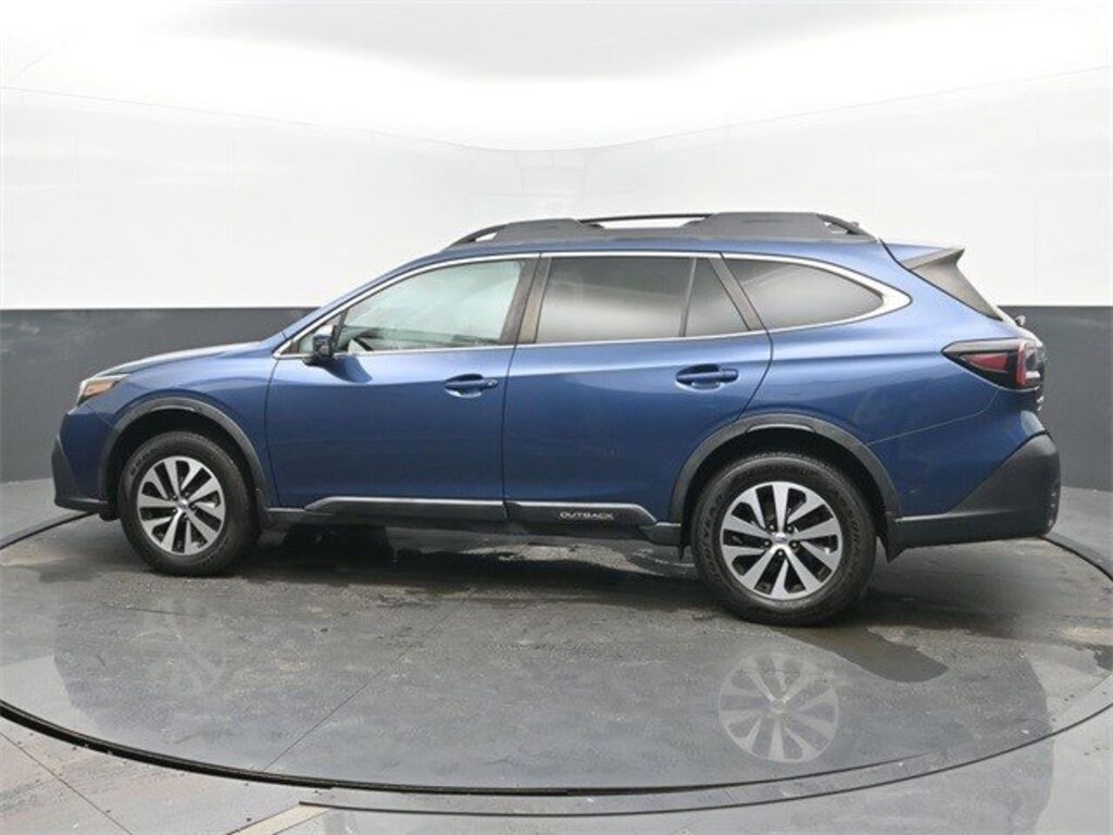 Used 2020 Subaru Outback Premium SUV