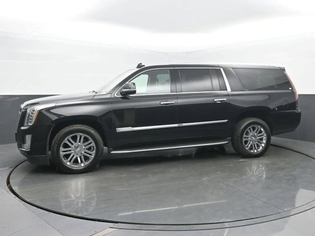 Used 2018 CADILLAC Escalade ESV 4WD 4dr SUV