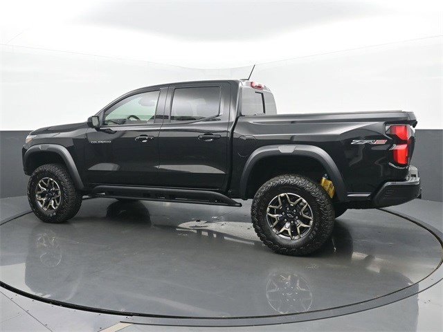 2023 Chevrolet Colorado ZR2 photo 3