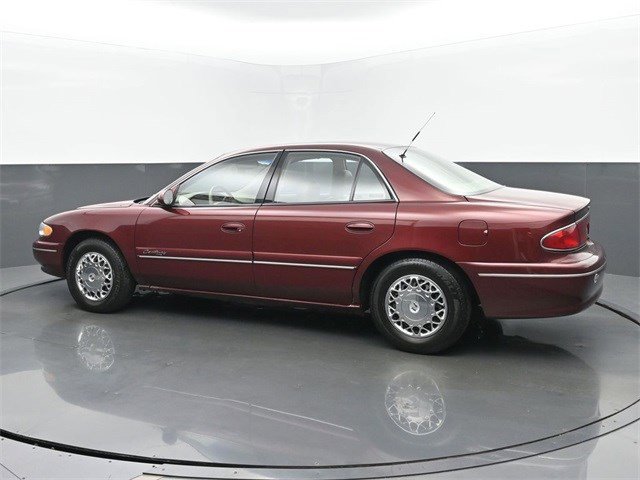 2001 Buick Century Limited photo 3