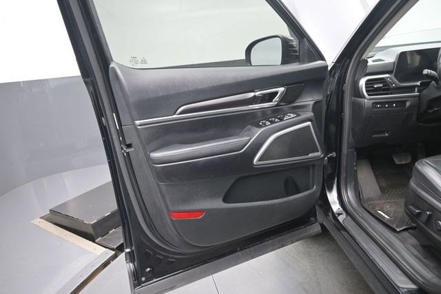 2023 Kia Telluride S - Photo 12