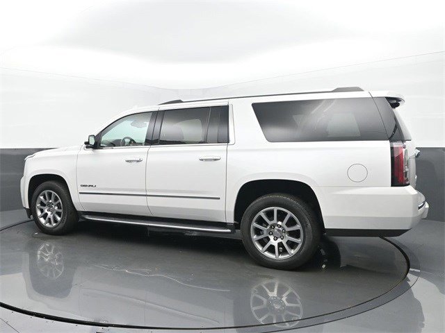 2019 Gmc Yukon XL Denali photo 3