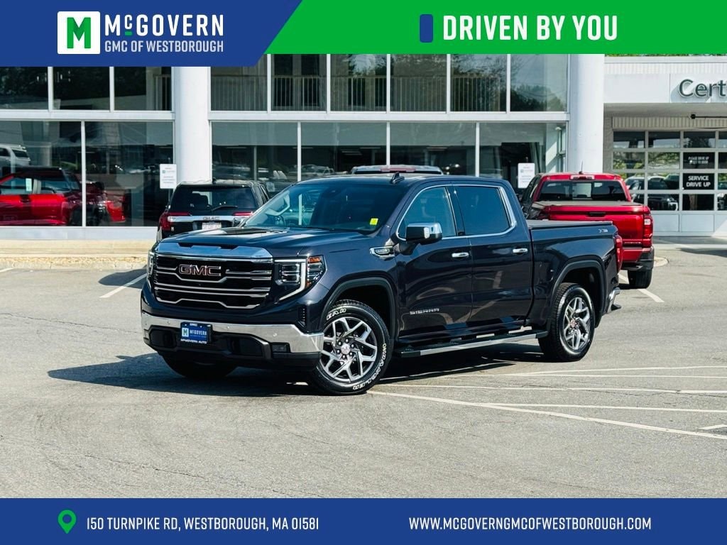 2022 GMC Sierra 4WD Crew Cab Short Box SLT's photo