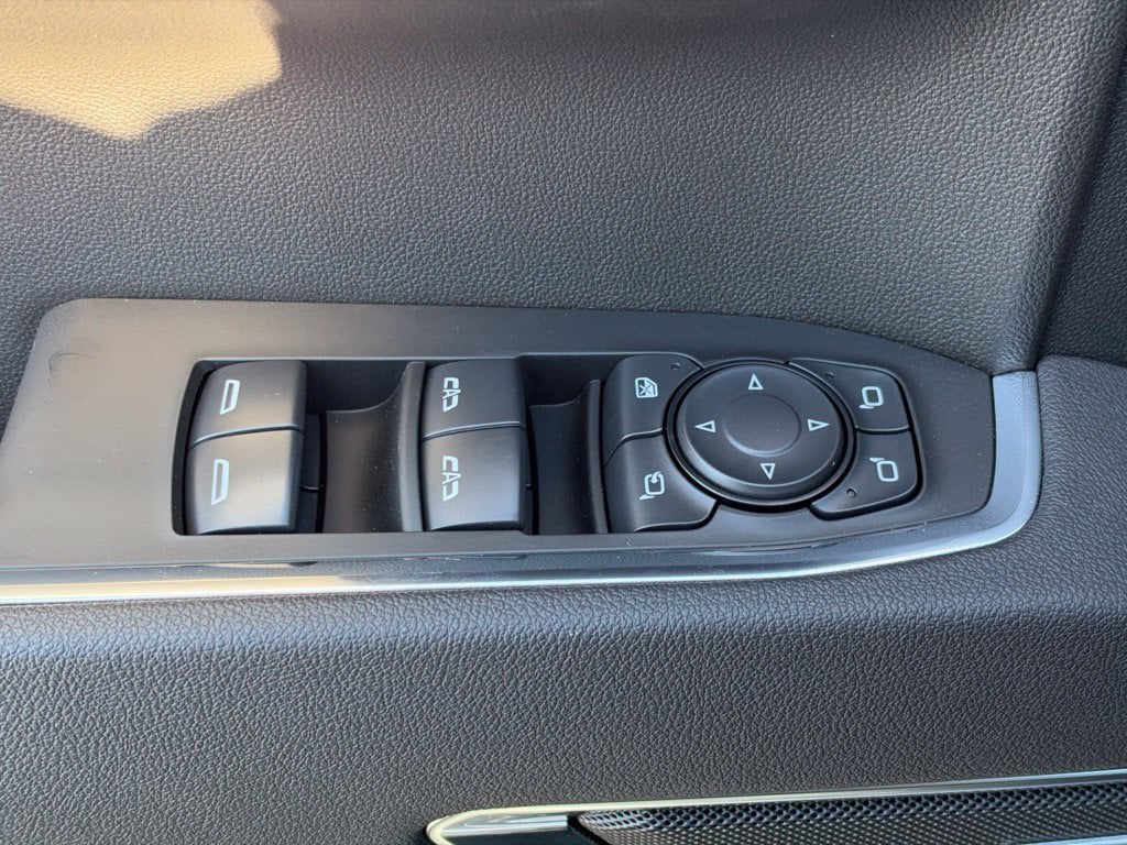 2026 GMC Sierra 1500 SLT - Photo 22