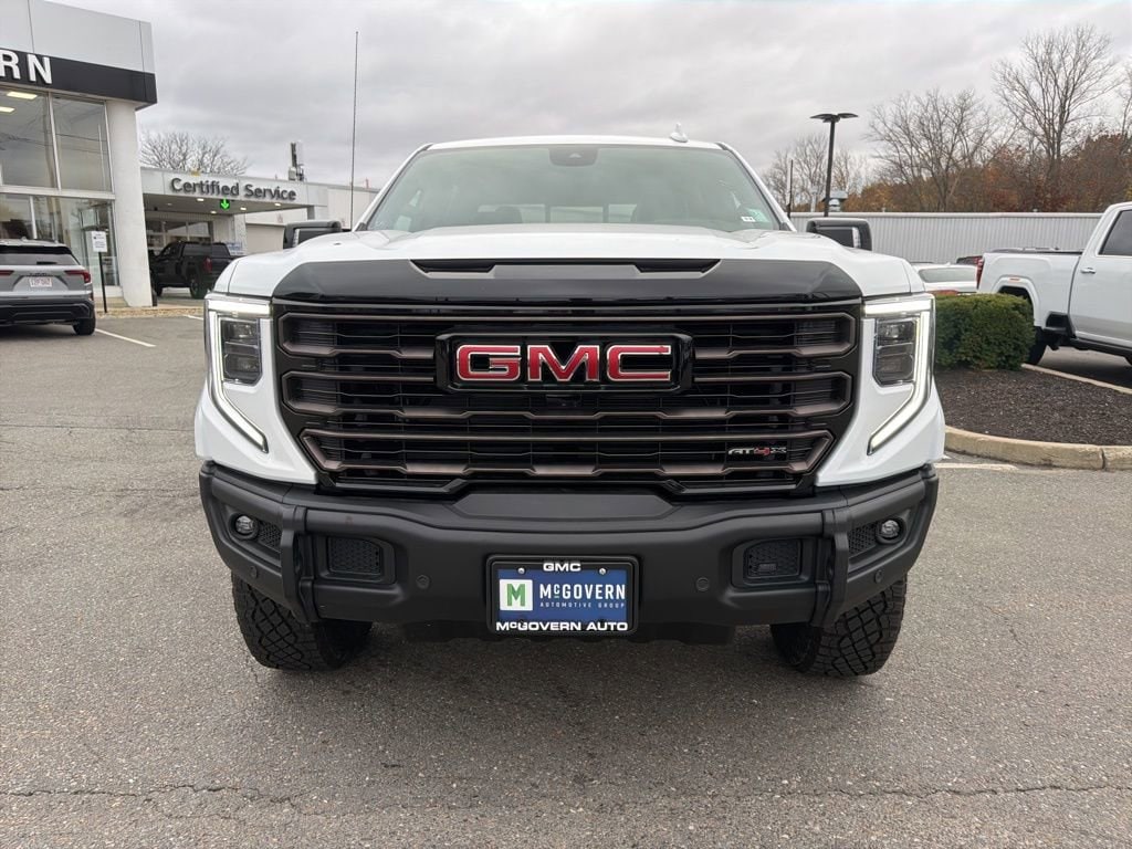 2026 GMC Sierra 1500 AT4X - Photo 9