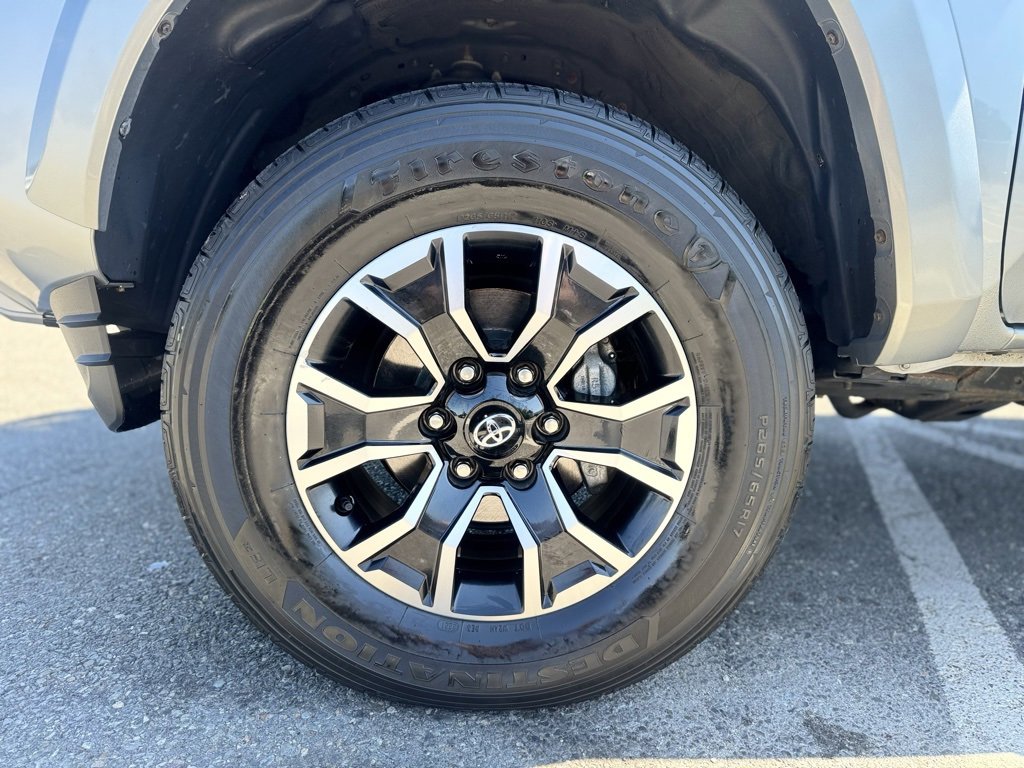 2022 Toyota Tacoma TRD Sport V6 photo 3