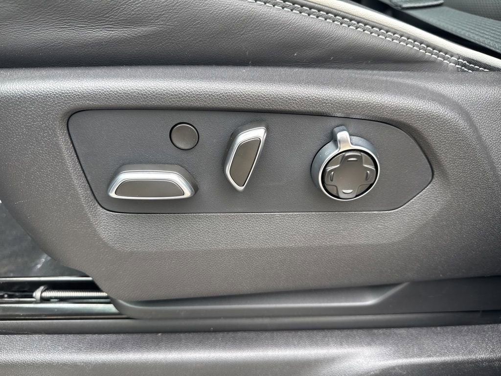 2026 GMC Sierra 1500 AT4X - Photo 21