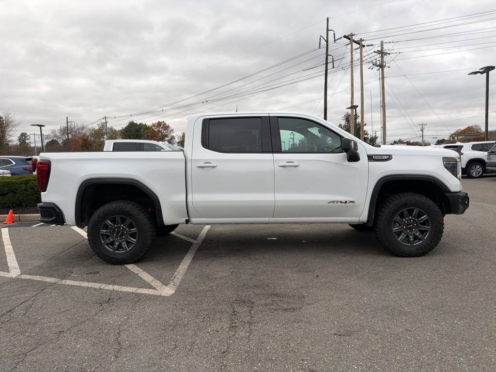 2026 GMC Sierra 1500 AT4X - Photo 7