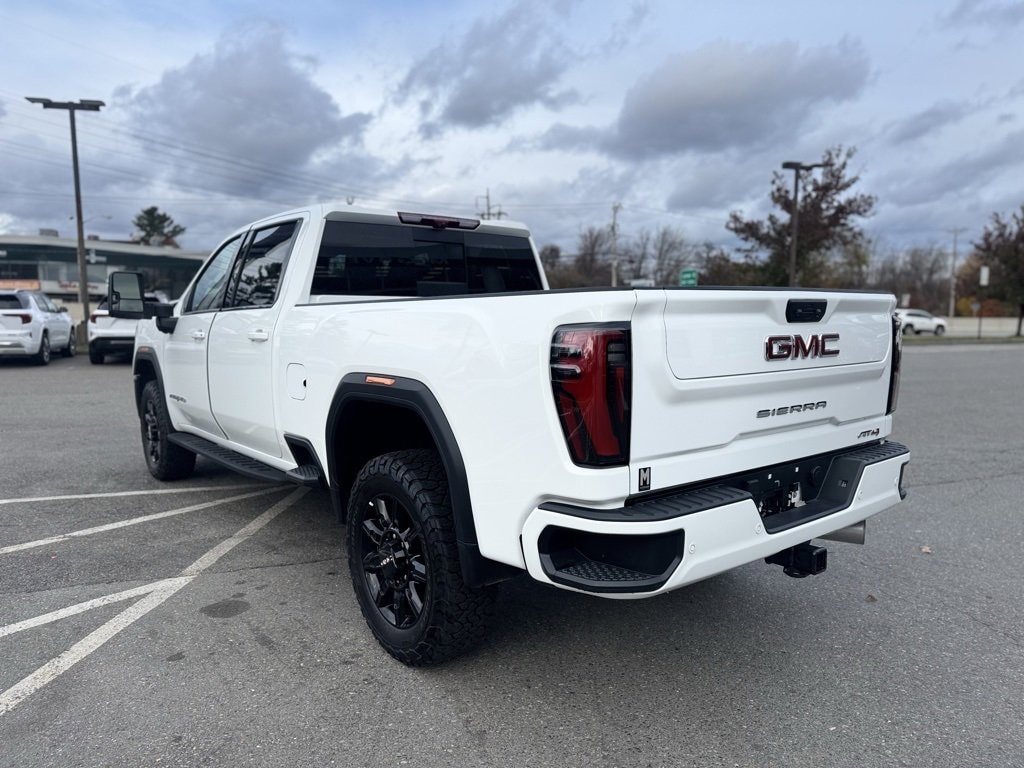 Used 2024 GMC Sierra 2500 HD AT4 Truck