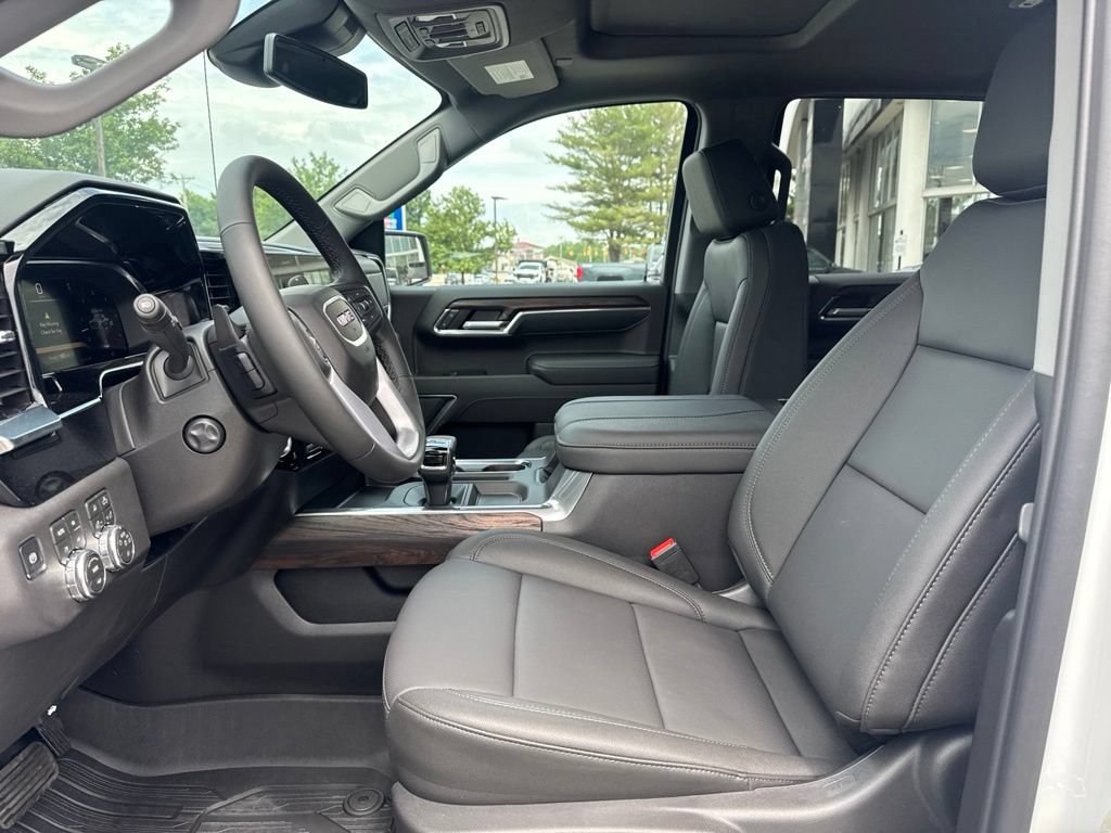 2026 GMC Sierra 1500 SLT - Photo 15