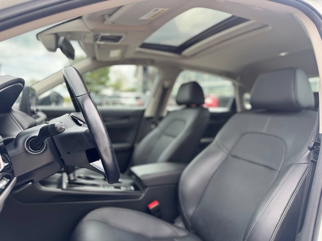 2023 Honda Civic Hatchback EX-L - Photo 16