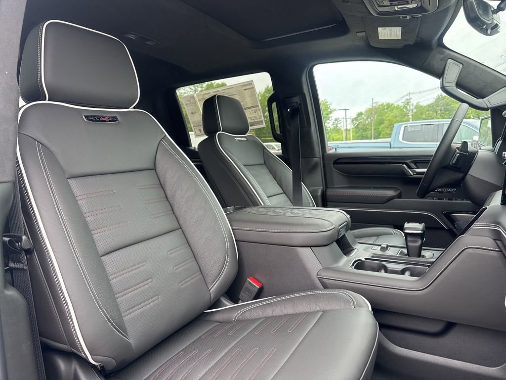 2026 GMC Sierra 1500 AT4X - Photo 11