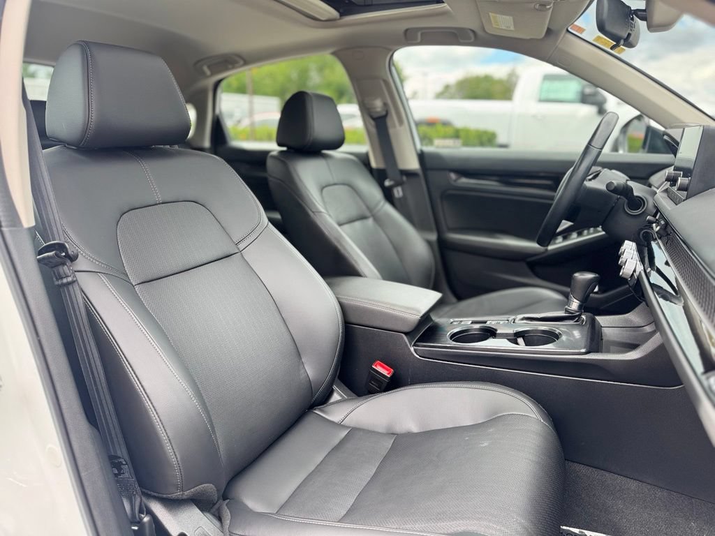 2023 Honda Civic Hatchback EX-L - Photo 11