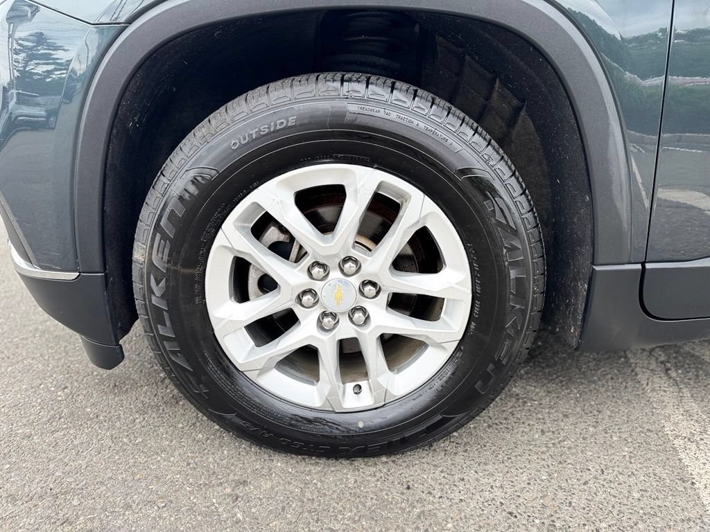 Used 2020 Chevrolet Traverse LT Cloth SUV