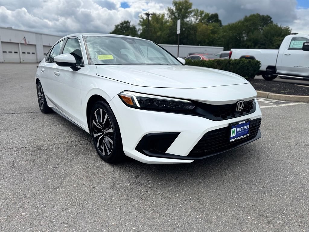 2023 Honda Civic Hatchback EX-L - Photo 8