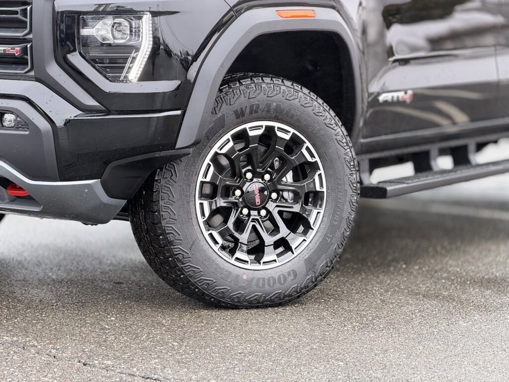 New 2026 GMC Canyon AT4 Truck