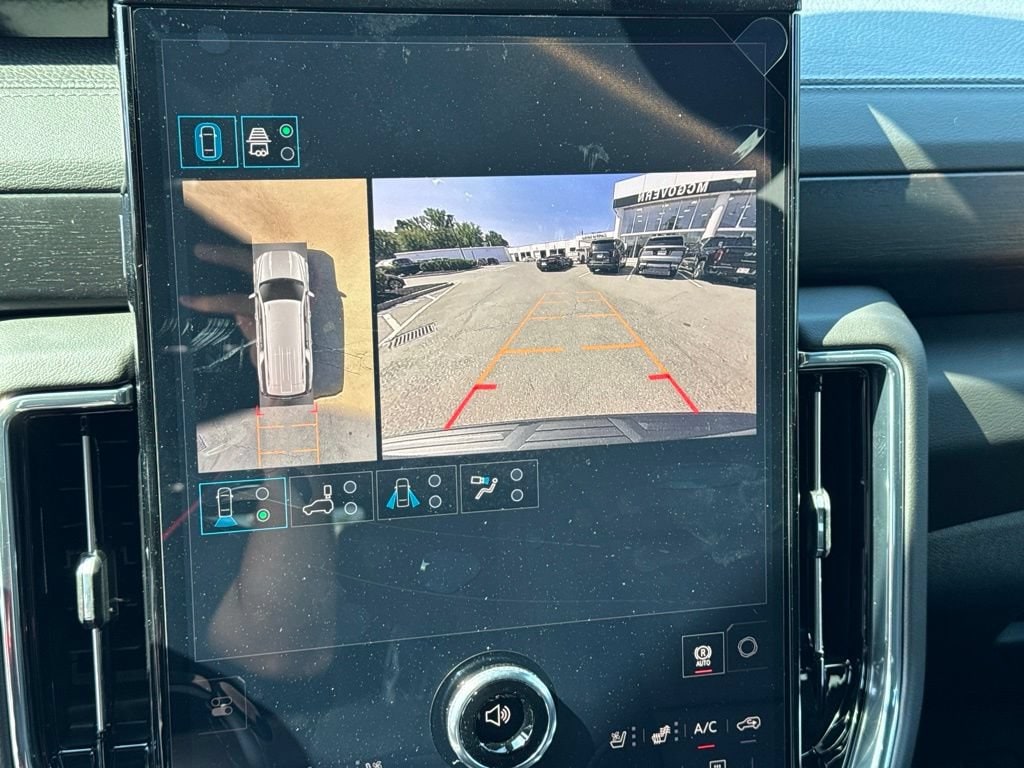 2026 GMC Yukon XL Denali - Photo 20