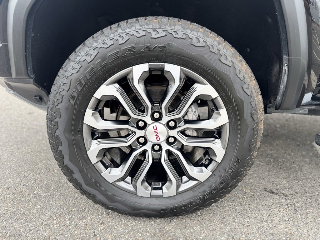 2024 Gmc Canyon Denali photo 3